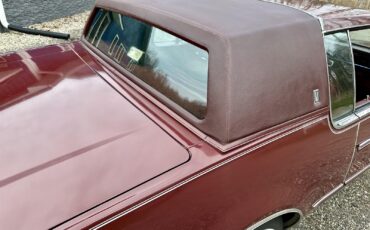 Oldsmobile-Toronado-1981-35