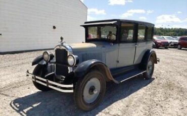 Oldsmobile-deluxe-touring-Berline-1926-2