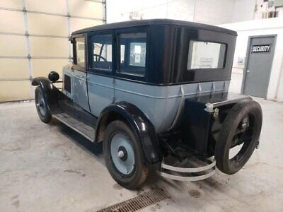 Oldsmobile-deluxe-touring-Berline-1926-3