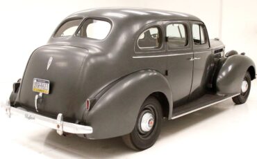 Packard-120-Berline-1940-4
