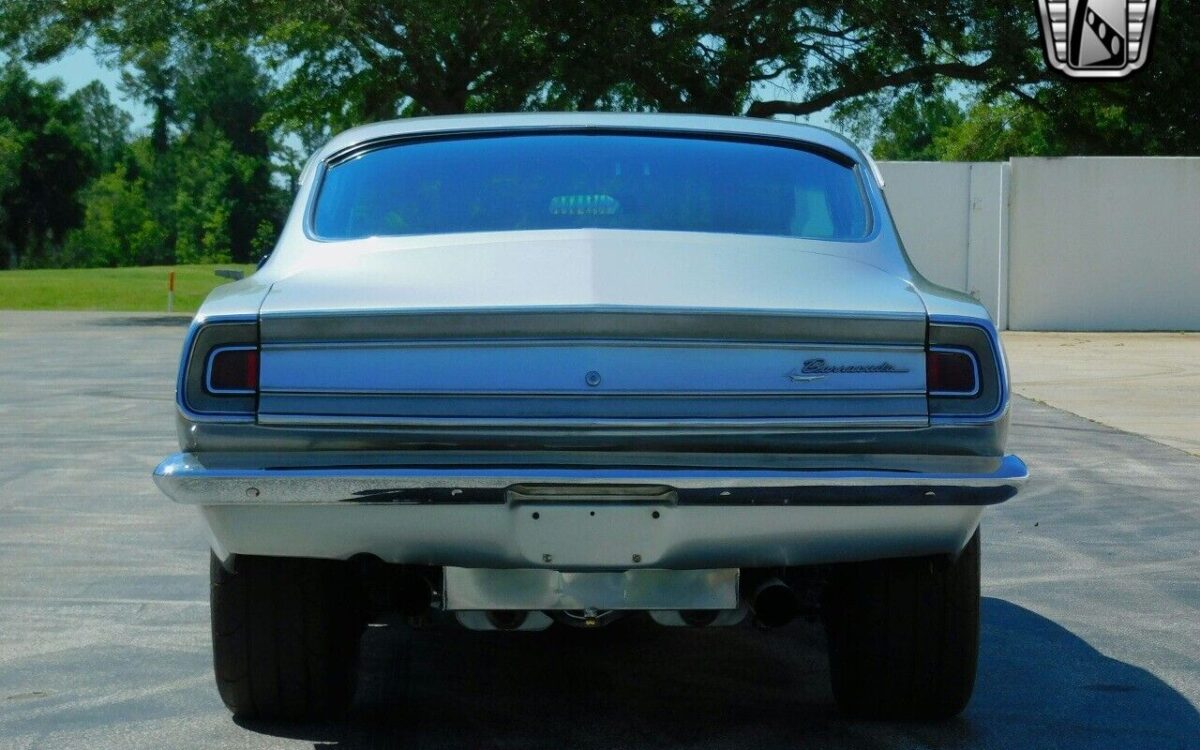 Plymouth-Barracuda-1968-7