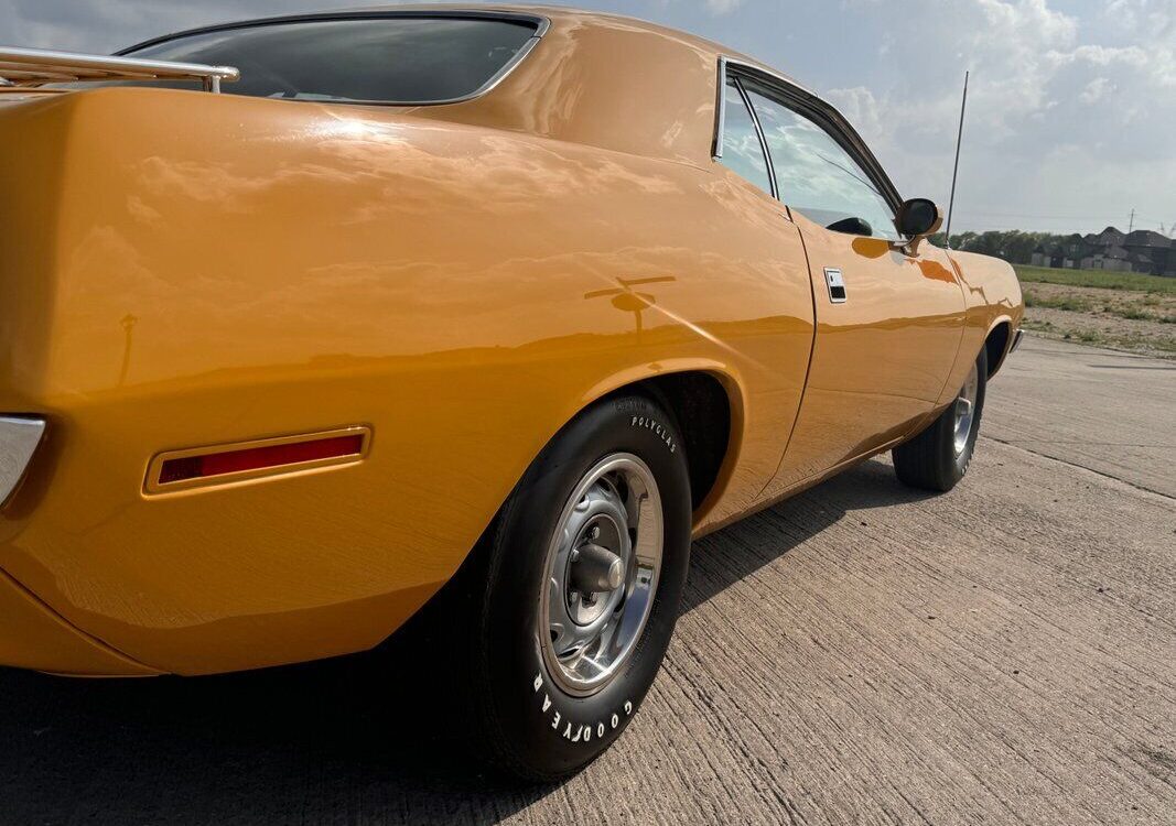 Plymouth-Barracuda-1971-35