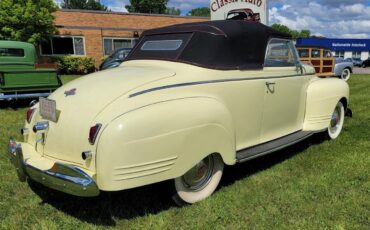 Plymouth-Deluxe-1941-5