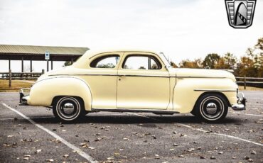 Plymouth-Deluxe-1948-7