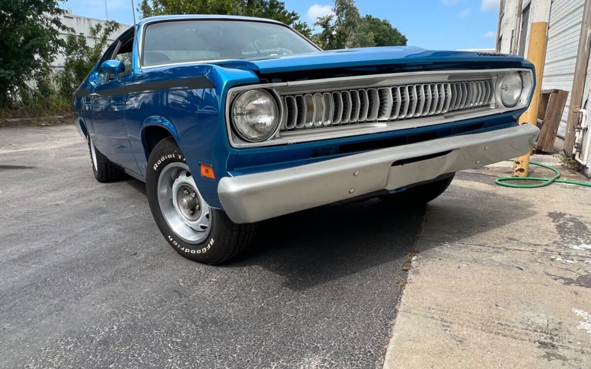 Plymouth-Duster-1971-12