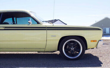 Plymouth-Duster-1974-10