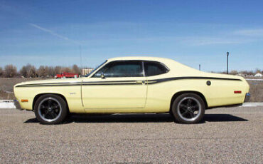 Plymouth-Duster-1974-2