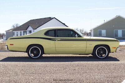 Plymouth-Duster-1974-8