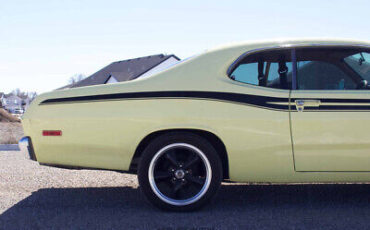 Plymouth-Duster-1974-9