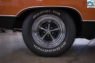 Plymouth-GTX-Coupe-1969-10