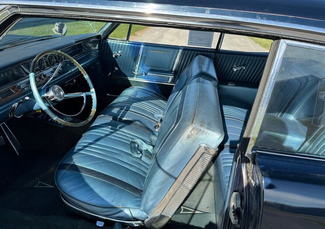 Pontiac-Bonneville-1963-2