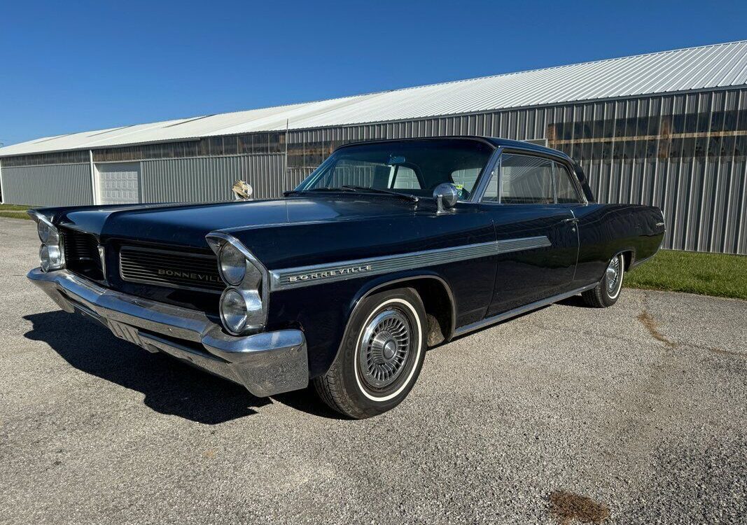 Pontiac-Bonneville-1963-4