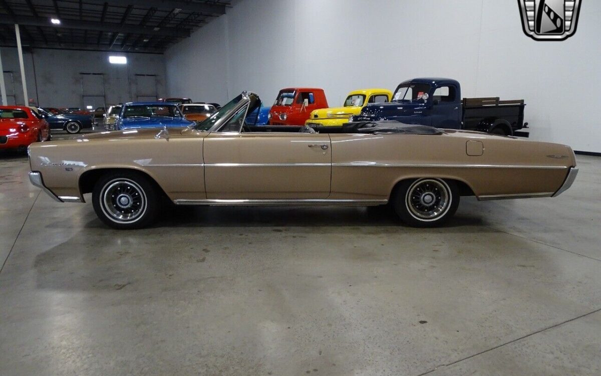 Pontiac-Catalina-1964-3