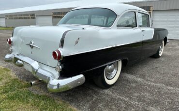 Pontiac-Chieftain-1955-10