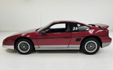 Pontiac-Fiero-Coupe-1987-1