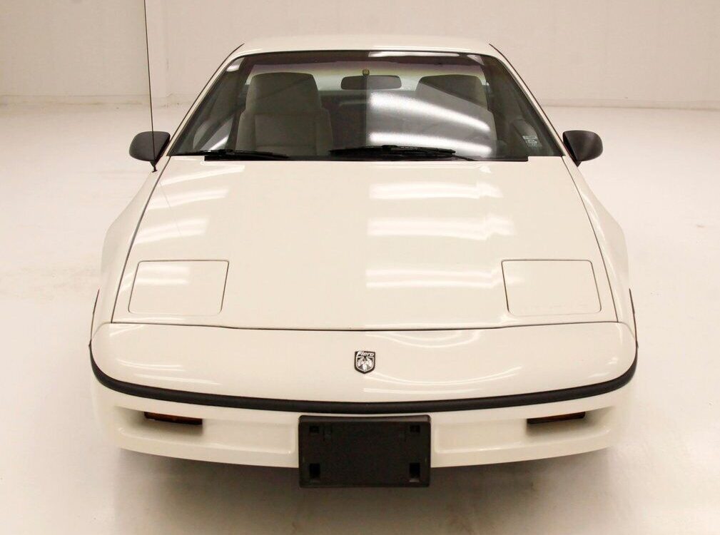 Pontiac-Fiero-Coupe-1987-6