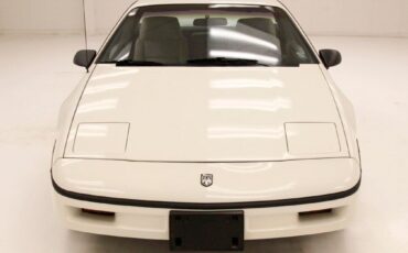 Pontiac-Fiero-Coupe-1987-6