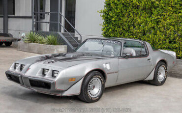 Pontiac-Firebird-1979-9