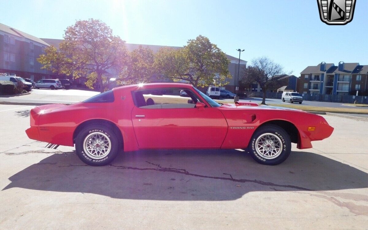 Pontiac-Firebird-1980-5
