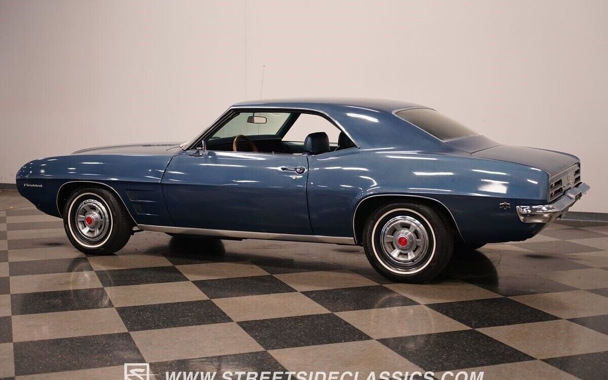Pontiac-Firebird-Coupe-1969-10