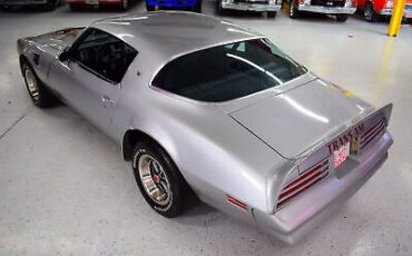 Pontiac-Firebird-Coupe-1976-17