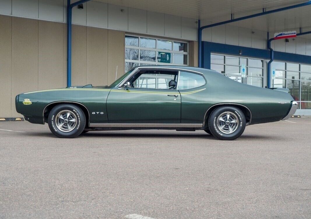 Pontiac-GTO-1969-10