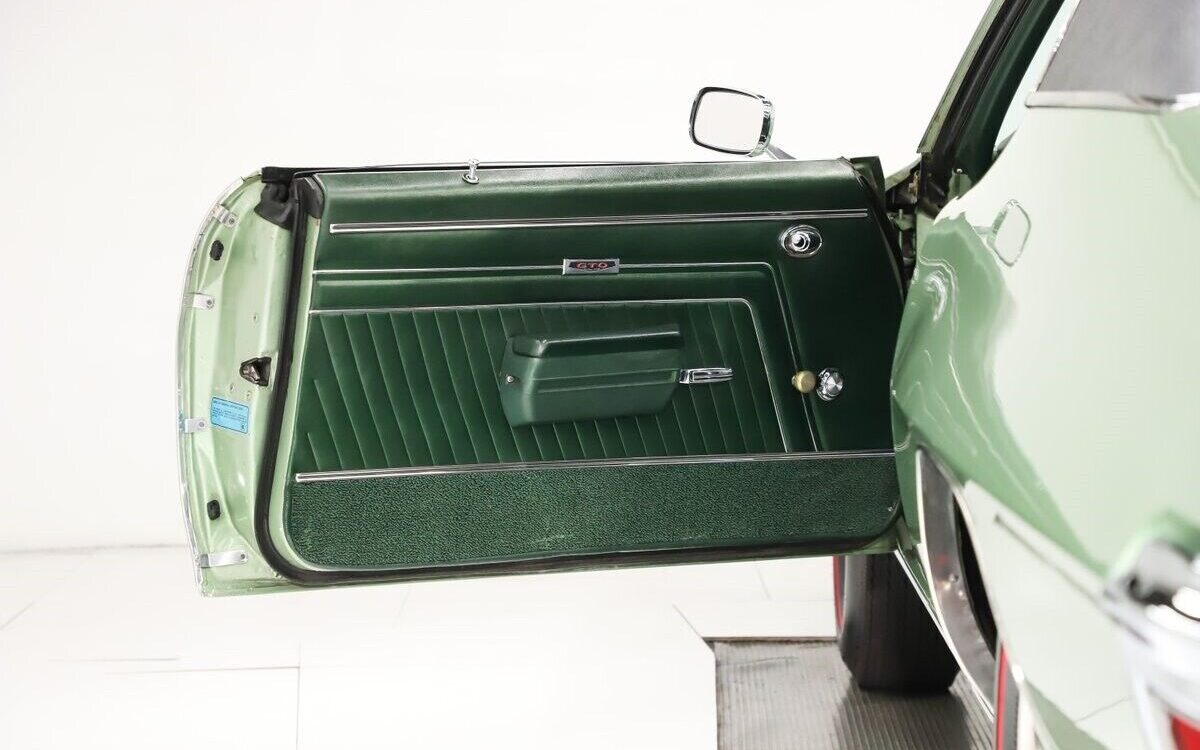 Pontiac-GTO-1970-6