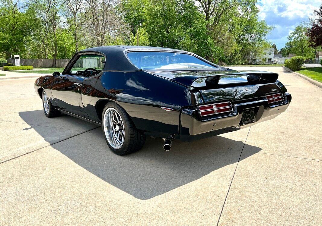Pontiac-GTO-Coupe-1969-10
