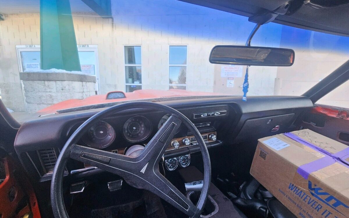 Pontiac-GTO-Coupe-1969-4
