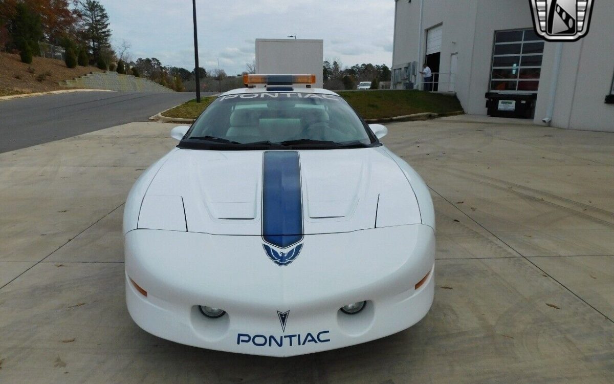 Pontiac-Trans-Am-1994-3