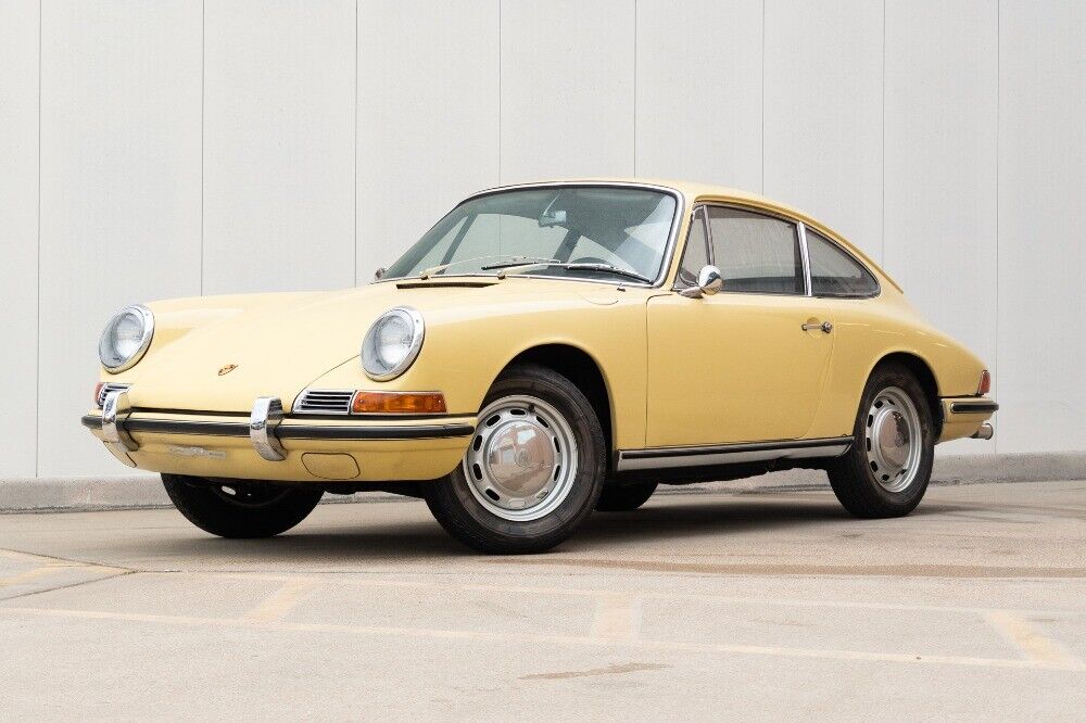Porsche-911-1966-1