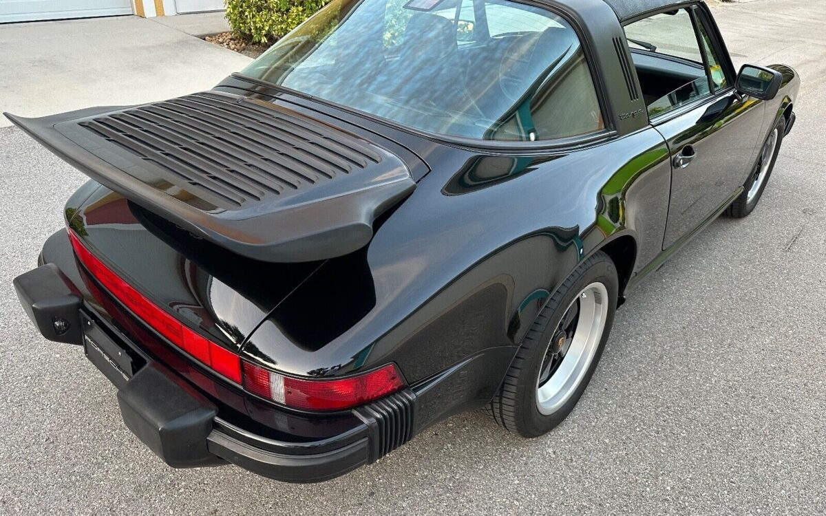 Porsche-911-Cabriolet-1989-10
