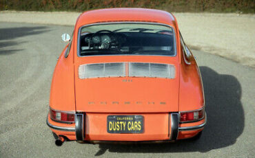 Porsche-911-Coupe-1967-3