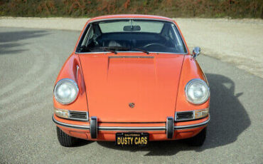 Porsche-911-Coupe-1967-7