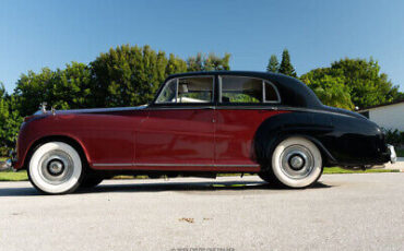 Rolls-Royce-Silver-SpiritSpurDawn-Berline-1954-2