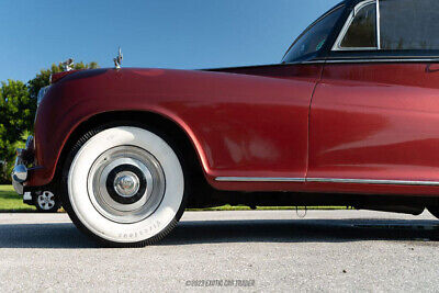 Rolls-Royce-Silver-SpiritSpurDawn-Berline-1954-3