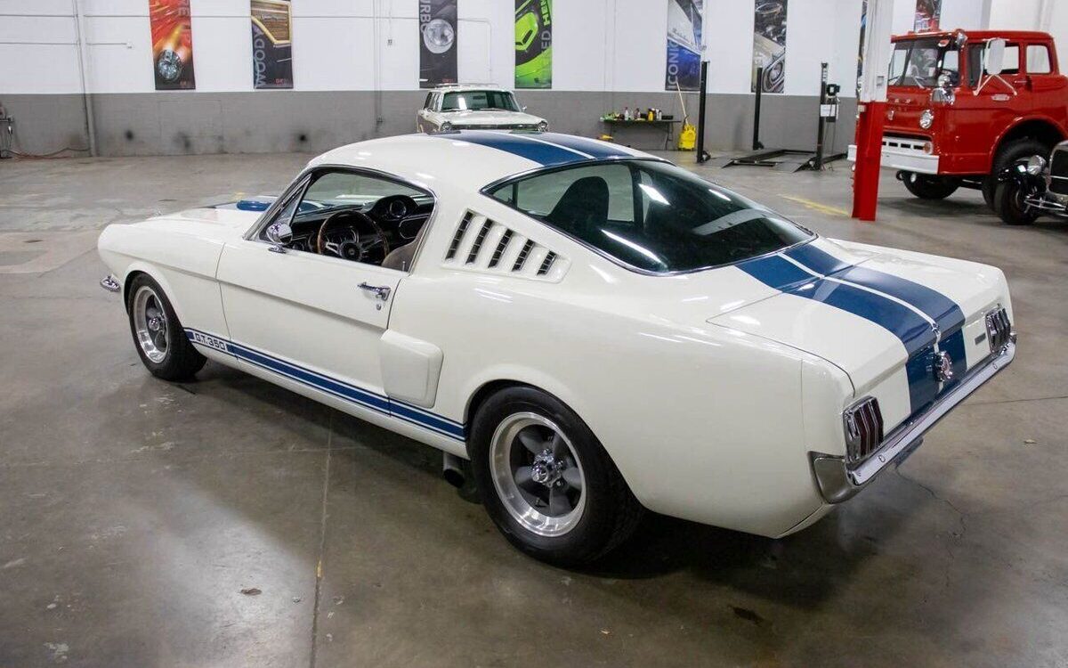 Shelby-GT350-1965-2