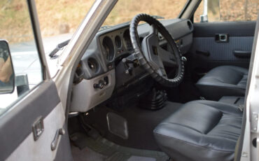 Toyota-Land-Cruiser-SUV-1985-9