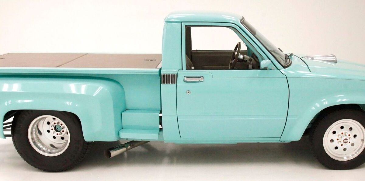 Toyota-Pickup-Pickup-1982-2