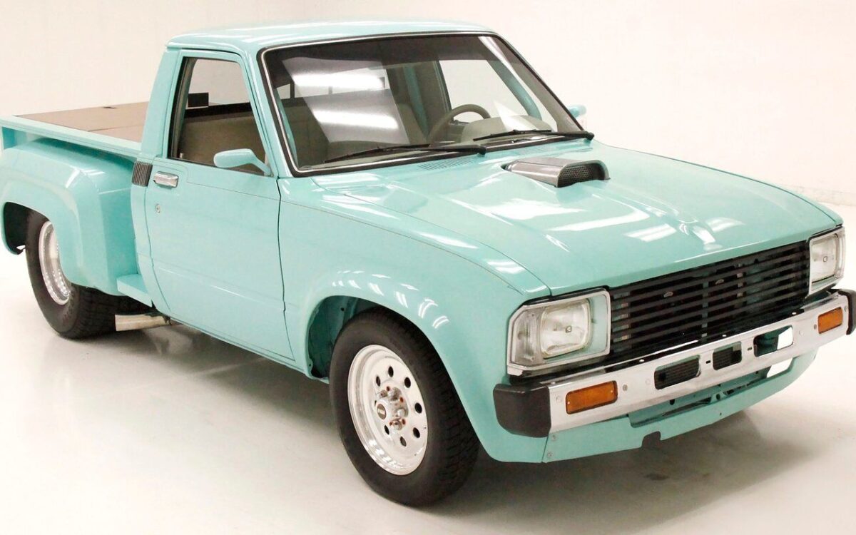 Toyota-Pickup-Pickup-1982-6
