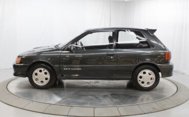 Toyota-Starlet-Coupe-1990-3