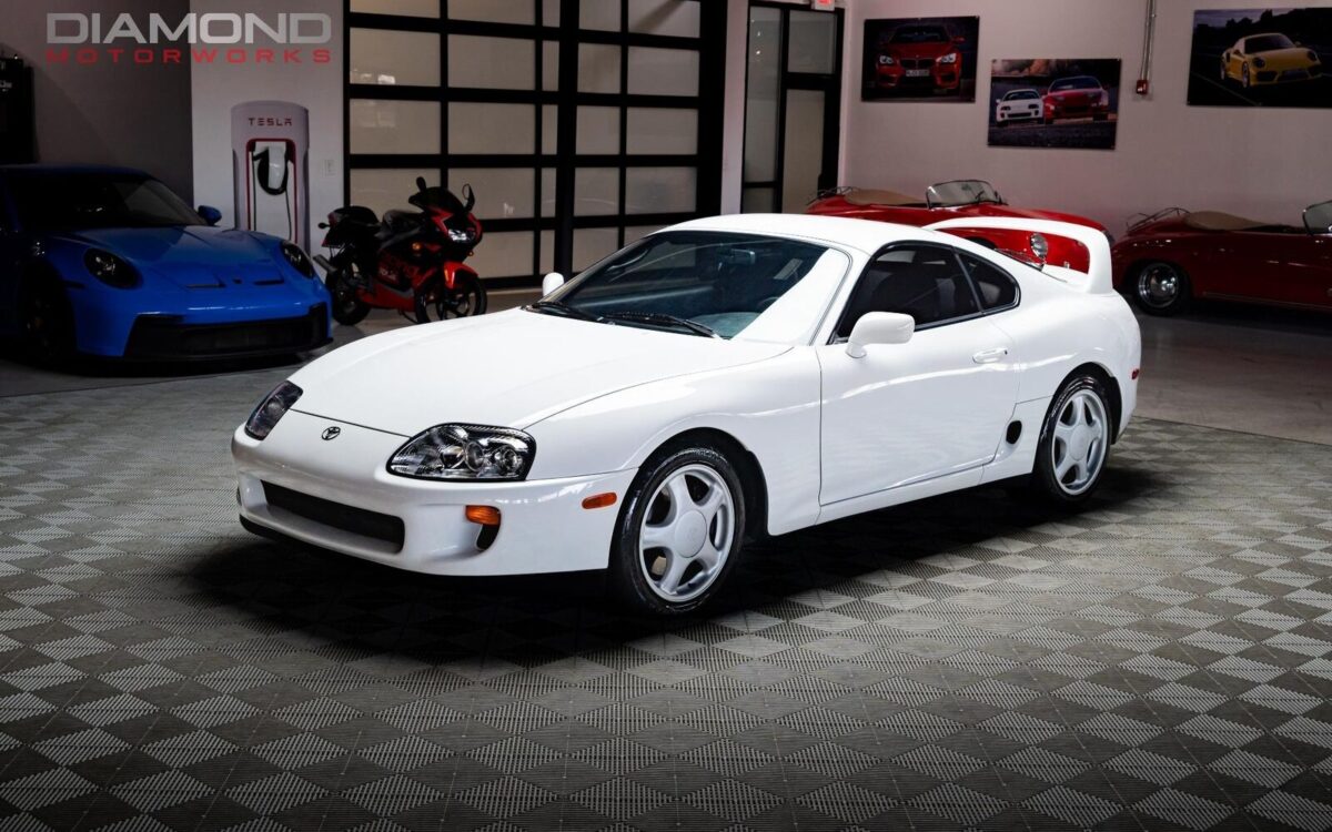 Toyota-Supra-Coupe-1993-4