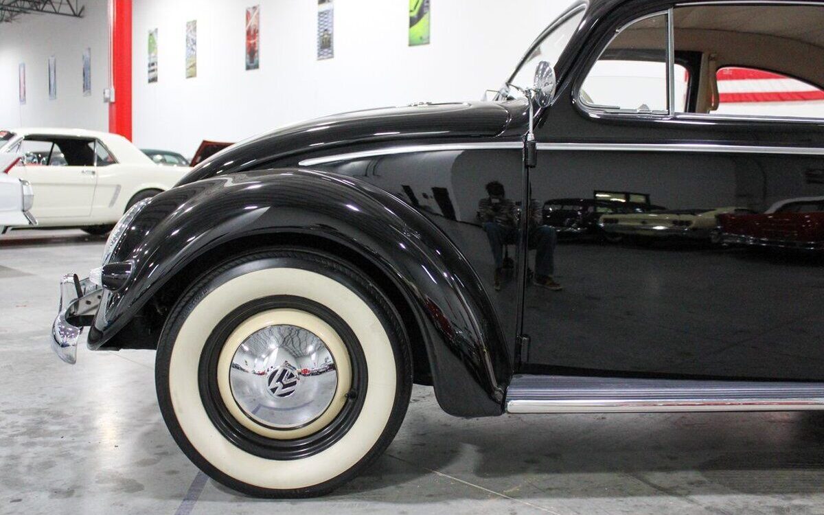 Volkswagen-Beetle-Classic-Coupe-1956-1