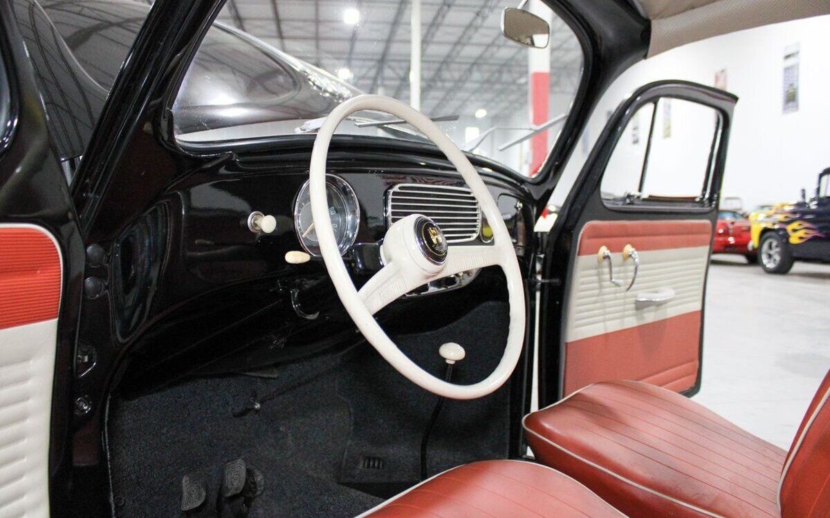 Volkswagen-Beetle-Classic-Coupe-1956-11