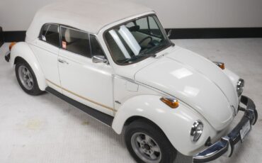 Volkswagen-Beetle-New-Cabriolet-1977-4