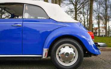 Volkswagen-Super-Beetle-Cabriolet-1978-4