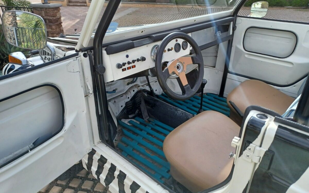 Volkswagen-Thing-1973-8