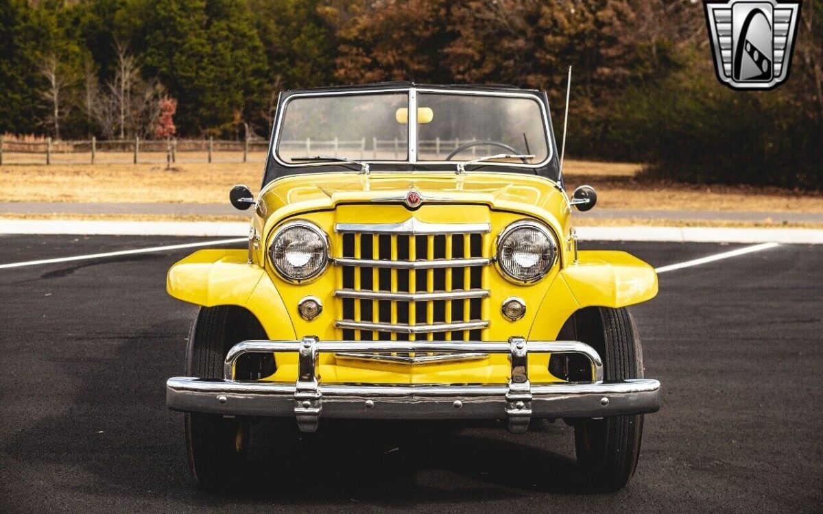 Willys-Jeepster-1950-9