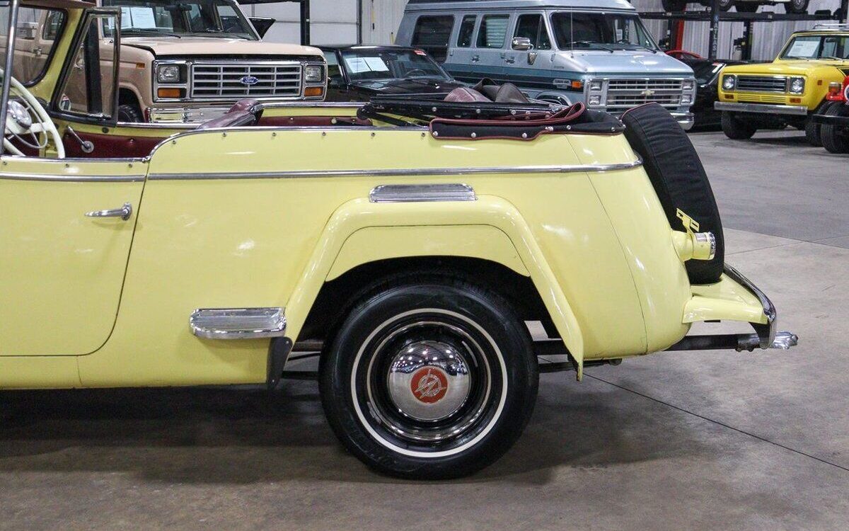 Willys-Jeepster-Cabriolet-1948-3