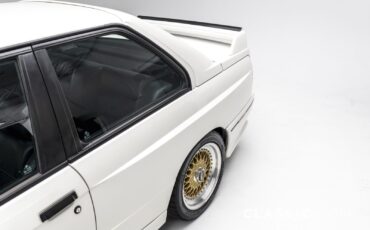 BMW-M3-Coupe-1991-19